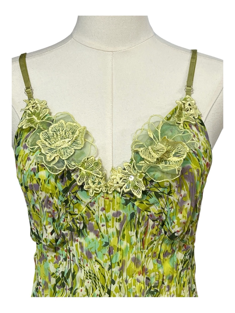 EUC Carrie Allen Fairycore Floral Embroidered Crinkle Lime Green Dress | Size M - Picture 2 of 11